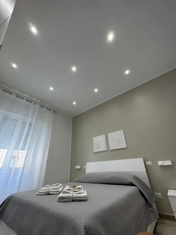 Carol Home Bari